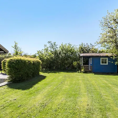 펜션 Beautiful Home In Svendborg With Wifi *