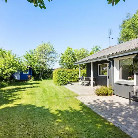 Beautiful Home In Svendborg With Wifi * 스벤보르